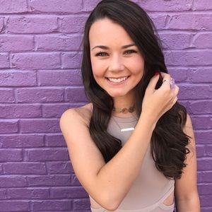 Meet your Posher, Danielle